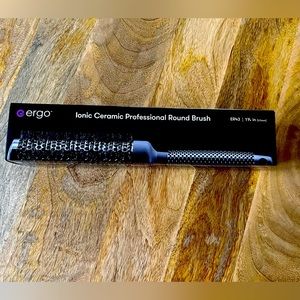 Ergo Ceramic Round Brush